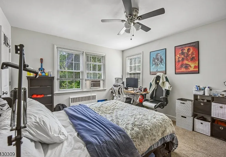 390 Morris Ave #8 — Photo 13