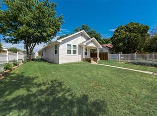 2922 Lee Ave, Fort Worth, TX 76106