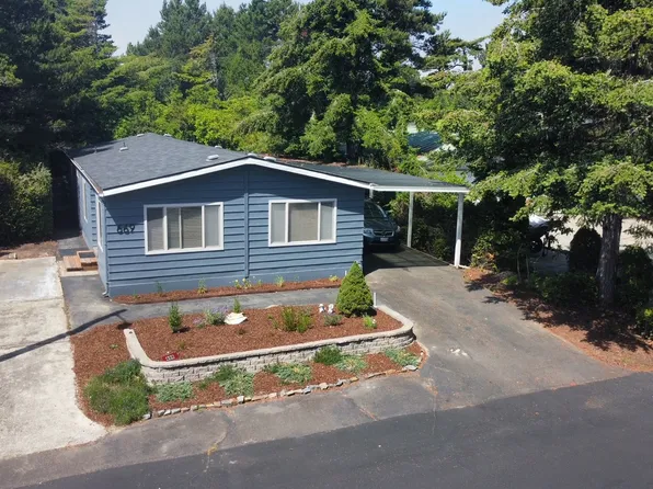 1601 Rhododendron Dr Space 669, Florence, OR 97439