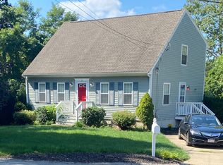 31 Central Ave, Assonet, MA 02702