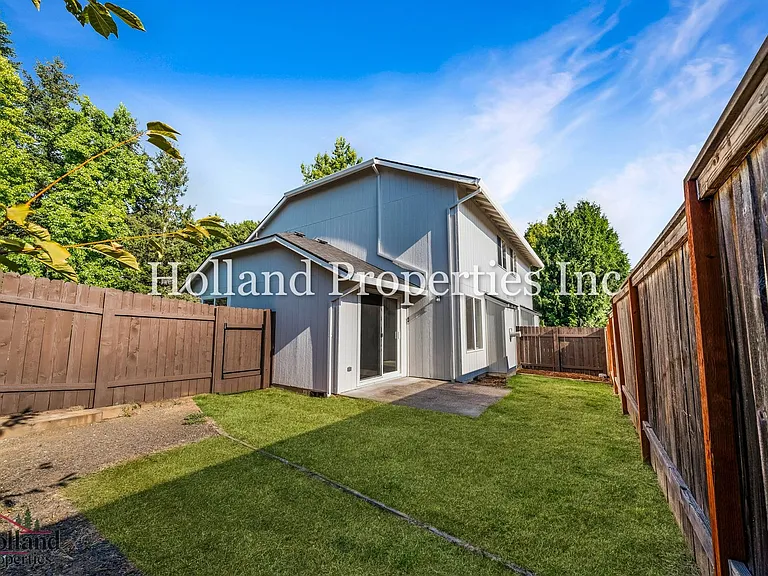 9055 SW Sagert St — Photo 19