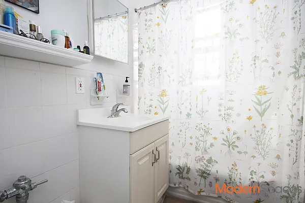 Rented by Modern Spaces | media 43