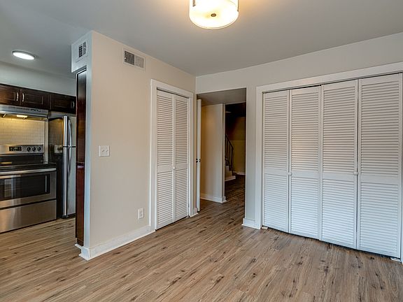5th image of 420 Walton Ln APT G31