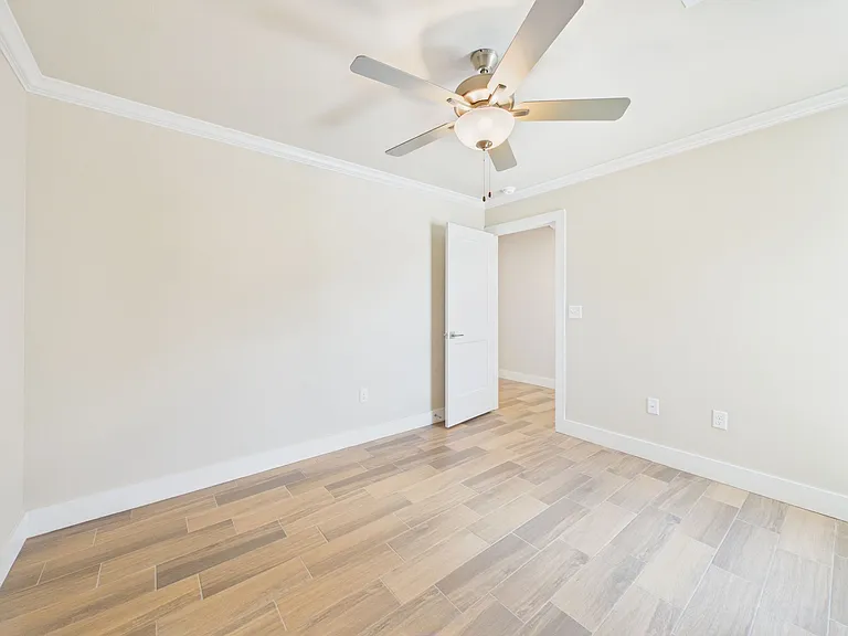 9770 Elite St — Photo 22