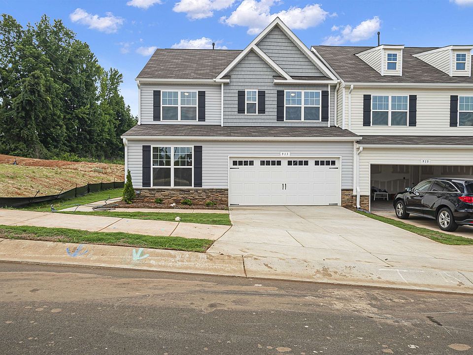 1st image of 913 Hillman Ln
