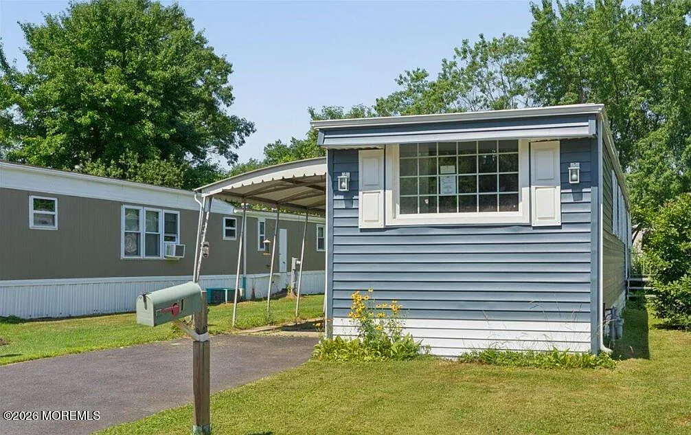 2 bed, $857 — Photo 3