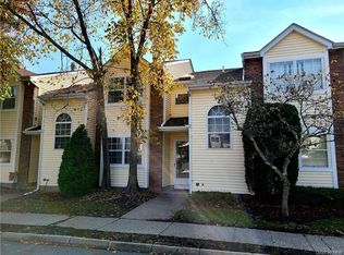 10 Brick Pond Rd, Middletown, NY 10940