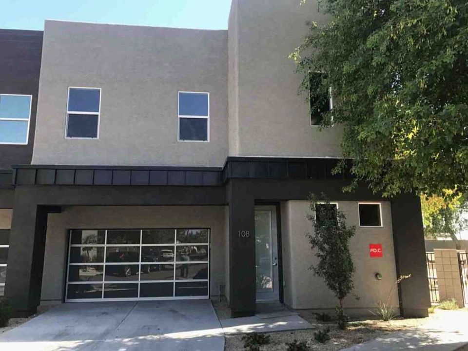 Unit 108 (Next to Pool)