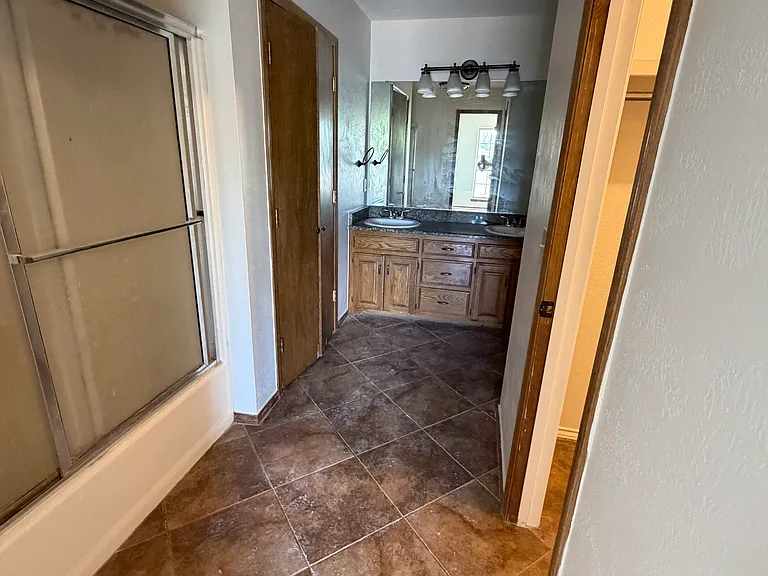 6808 Foothill Dr — Photo 9