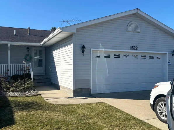 1622 E Gaylord St, Mount Pleasant, MI 48858