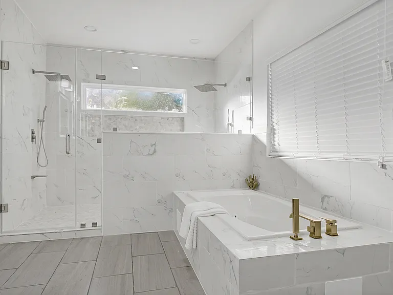 304 Milby St — Photo 15