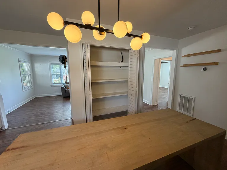 1240 Skyview Rd — Photo 8