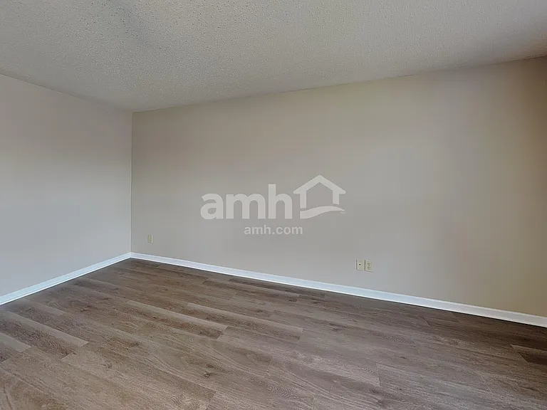 15192 Beam St — Photo 13