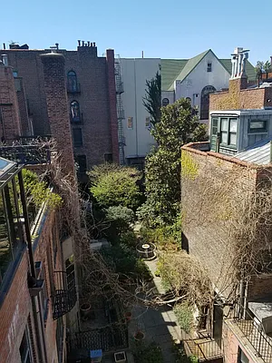 Rented by Keller Williams NYC | media 32