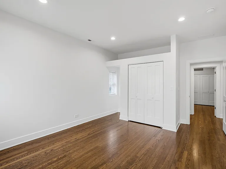 6914 N Sheridan Rd #1 — Photo 18