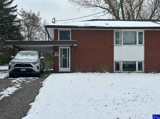 22 Springbrook Dr, Peterborough, ON K9J1L1