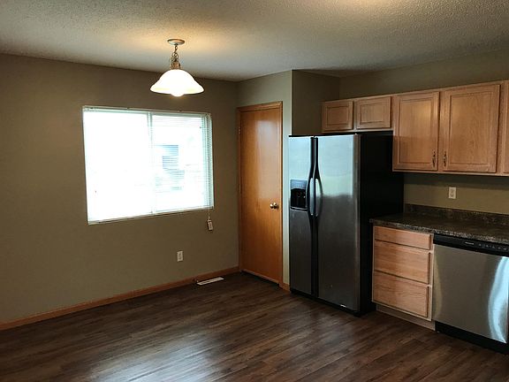 3rd image of 1312 Logan Ct