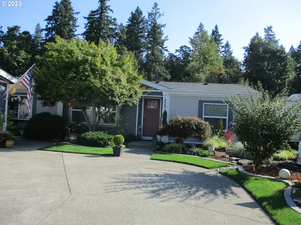 1655 S Elm St Unit 322, Canby, OR 97013
