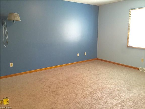 3rd image of 3212 Starwick Ct #3212