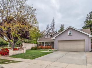 851 Lexington Dr, Salinas, CA 93906