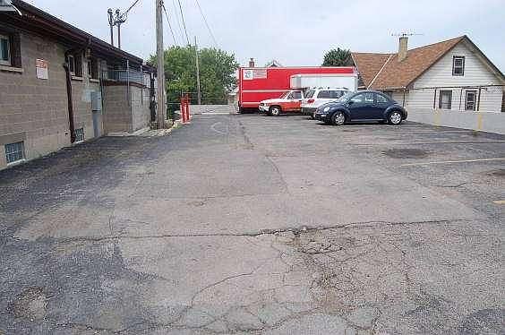 2nd image of 3220 W National Ave