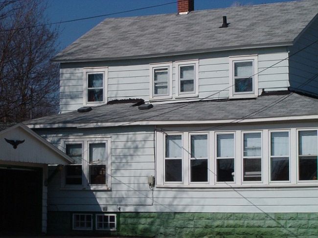 2nd image of 121 16th Ave N