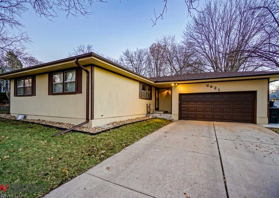 1st image of 6821 Saylor Cir