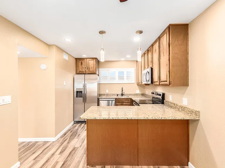 11640 N 51st Ave #216 — Photo 3