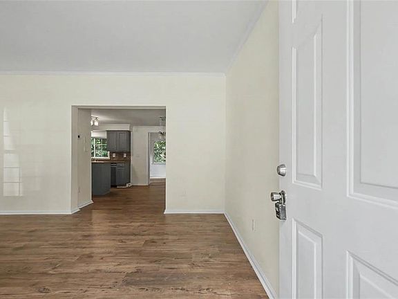 5th image of 117 Briar Ln
