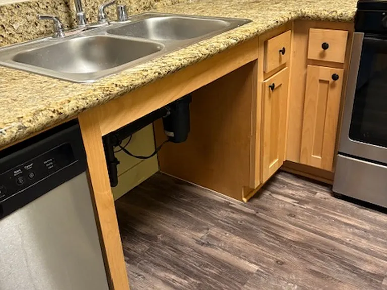 Luxe Ripon Apartments — Photo 11