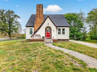 1216 W Broadway Ave, Muskegon, MI 49441