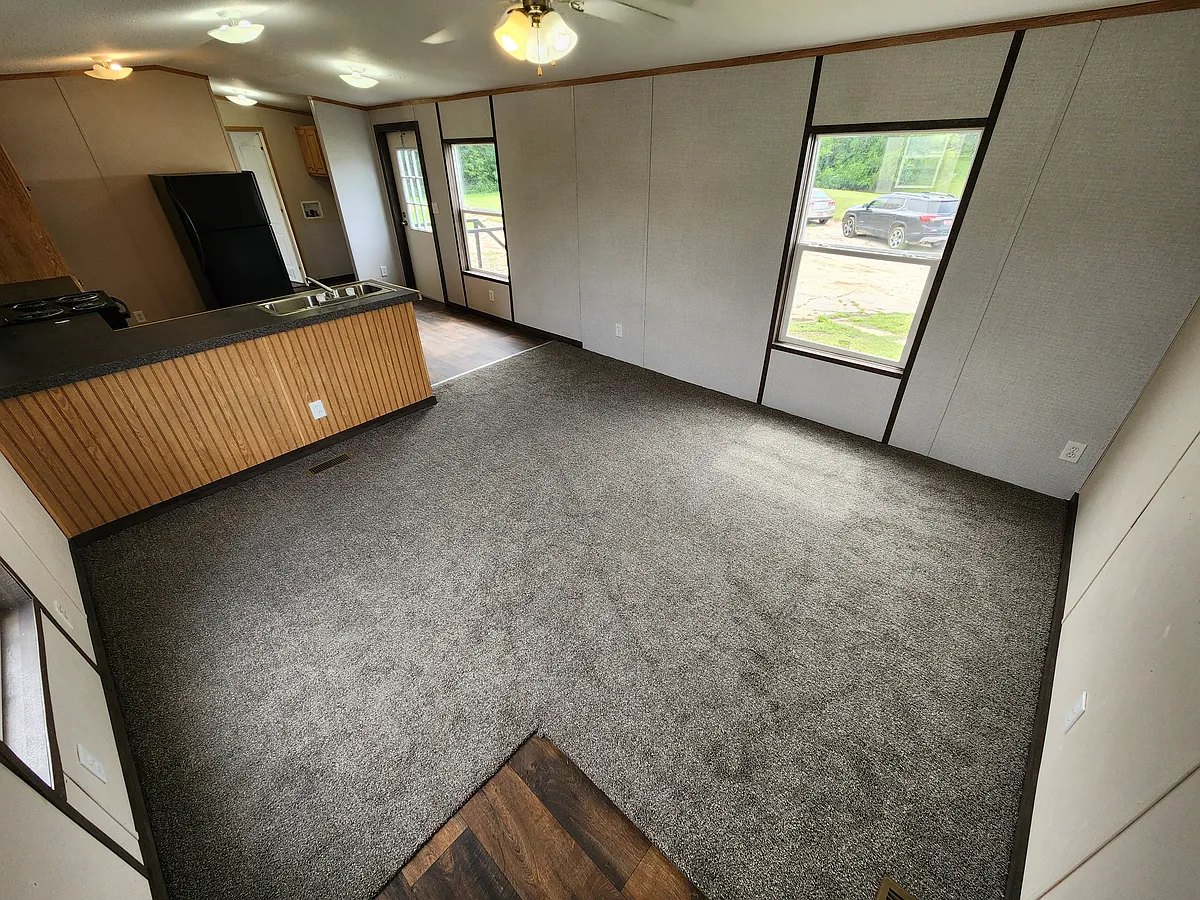Building Photo - 16171 County Road 1526garden Oaks #107