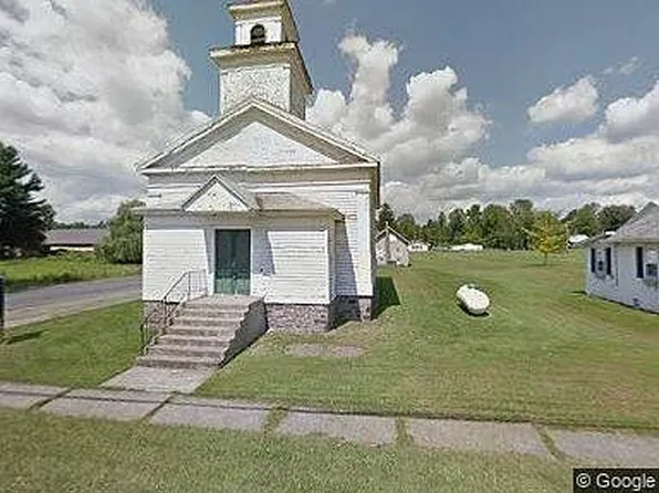 20 Frederick St, Constantia, NY 13044