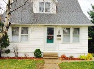 2556 S 68th St, Milwaukee, WI 53219