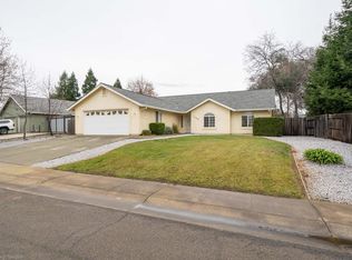 1392 Madewood Ln, Redding, CA 96002