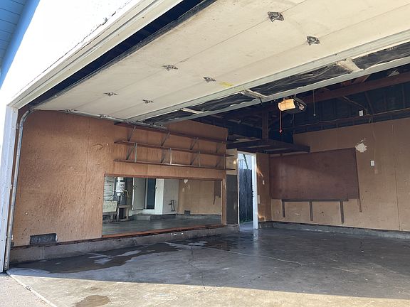 4th image of 621 El Camino Ave
