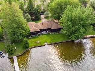 8364 Riverside Dr, Brighton, MI 48116