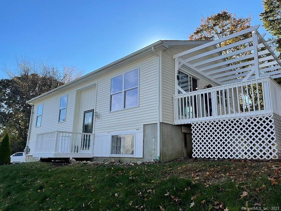 21 Chase St, Pawcatuck, CT 06379 MLS 170606742 Zillow