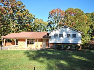 215 Arrowhead Dr, Lynchburg, VA 24502