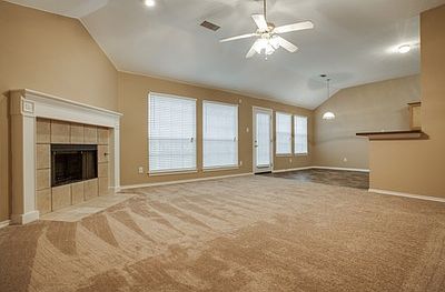 5th image of 520 N Palomino Dr