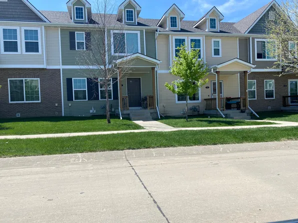 34 SE Booth Ave, Waukee, IA 50263