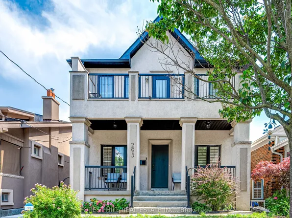 295 Strathmore Blvd, Toronto, ON M4J 1P9