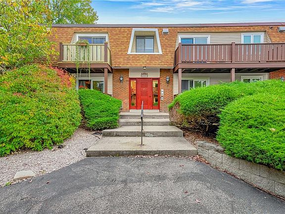 4th image of 25 School St APT 1S