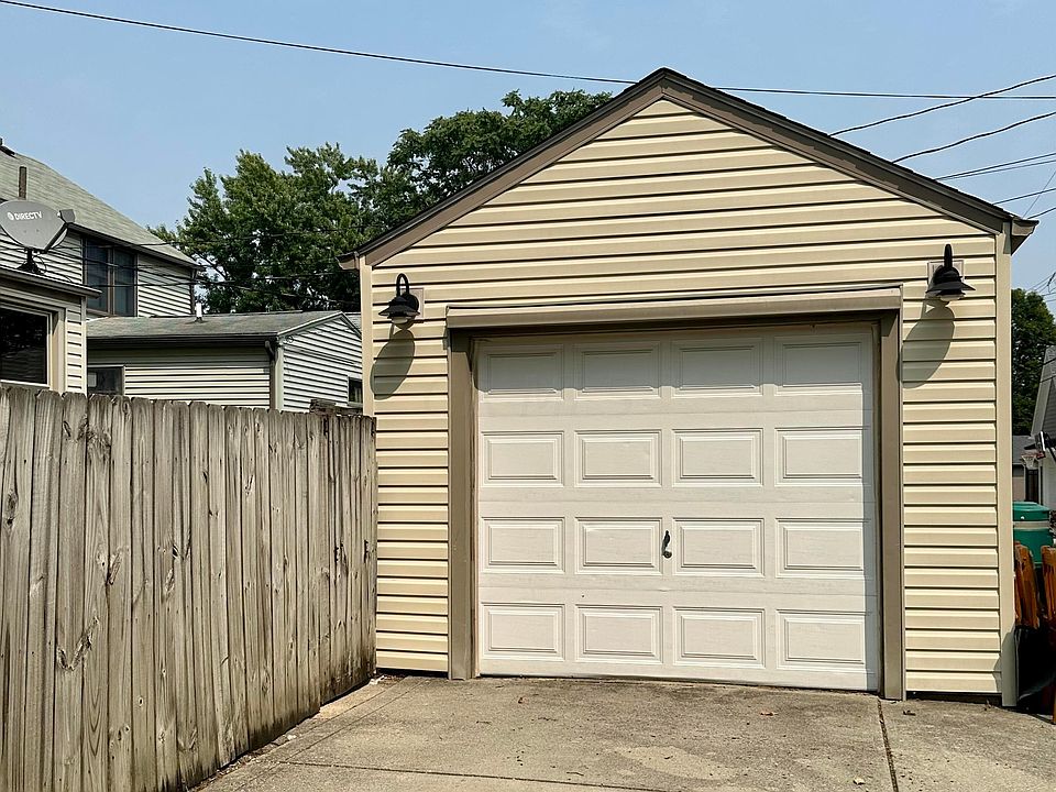 2nd image of 1351 Murrell Ave