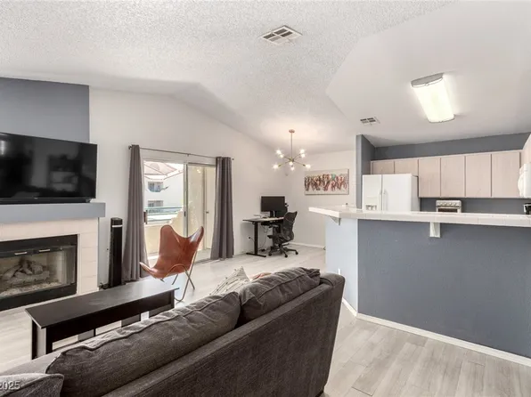 7904 Fossil Creek Ln Unit 204, Las Vegas, NV 89145