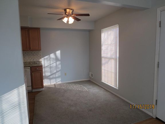 3rd image of 20564 Williamsburg Ct