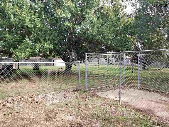 5th image of 11091 Hayden Dr
