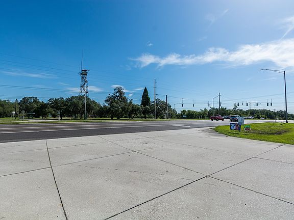 4th image of 3625 E Sr 60