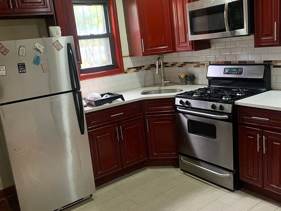 1st image of 626 Pine St #1