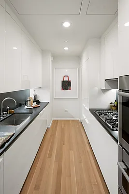 Rented by Zeckendorf Marketing | media 4